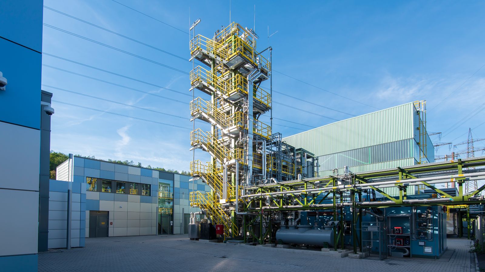 Das Bild zeigt das Technikum des Projekts Carbon2Chem in Duisburg.