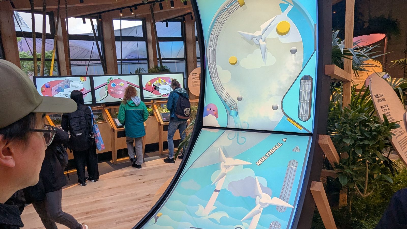 Flipper-Spiel  der Wasserstoff-Leitprojekte im Deutschen Pavillon