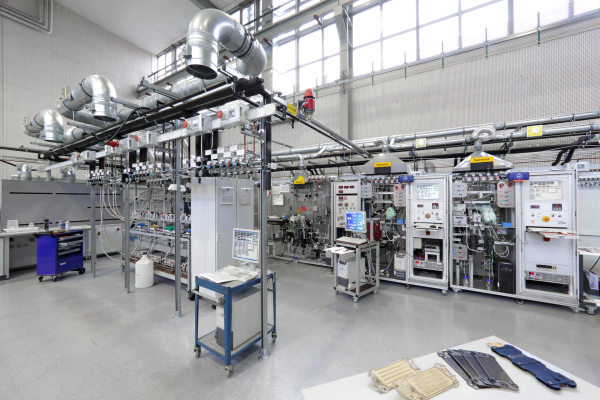 Bild-Nr.: 2009. Testlabor für Bauteile von Elektrolyse-Stacks am Forschungszentrum Jülich. Foto: Limbach/ Forschungszentrum Jülich GmbH